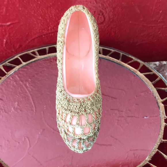 VTG Right gold lame Doll shoe - Picture 5 of 8